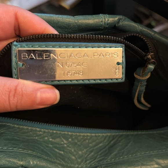 Authentic Balenciaga bag - Picture 17 of 17